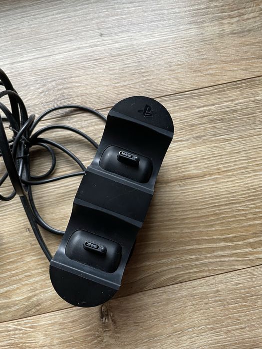 Oryginalna Stacja Ładująca Pady Ładowarka Playstation 4 Ps4 Station
