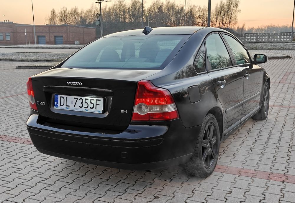 Volvo S40 II 2.4i 170KM LPG