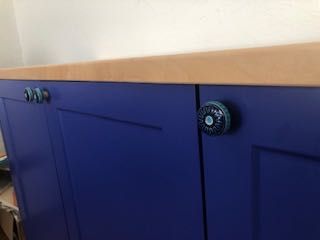 szafka 3 drzwiowa lakierowana  kolor chaber niebieski