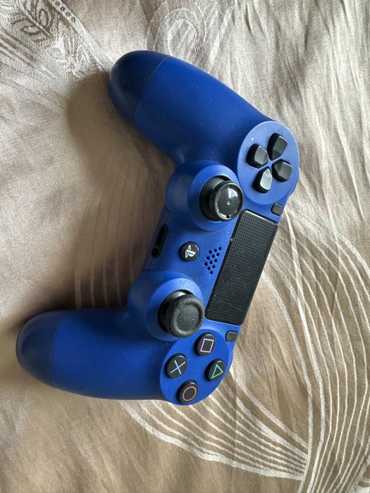 PS4 512 GB • 2 геймпади • Все працює