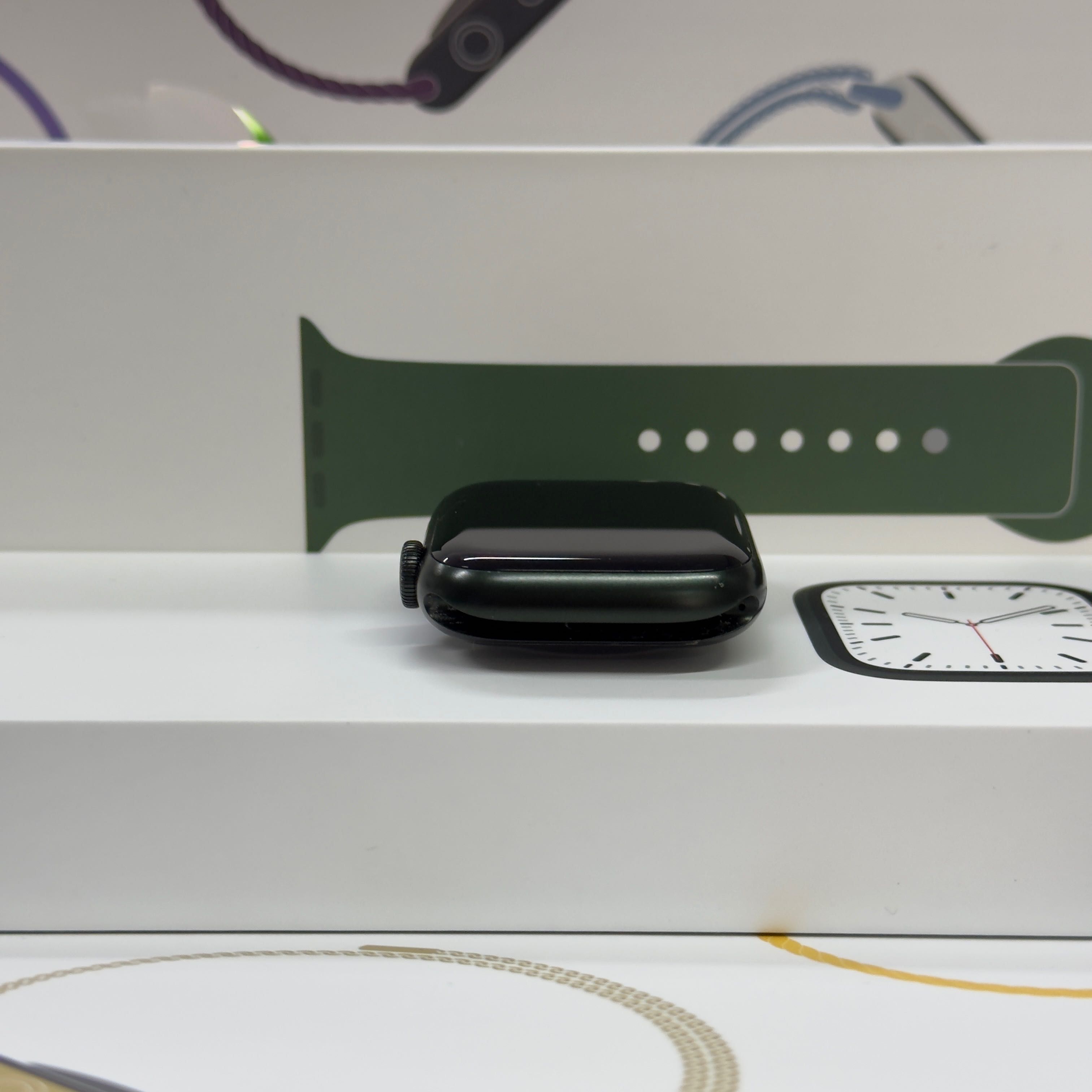 Apple Watch Series 7 45 mm green Магазин / Гарантія