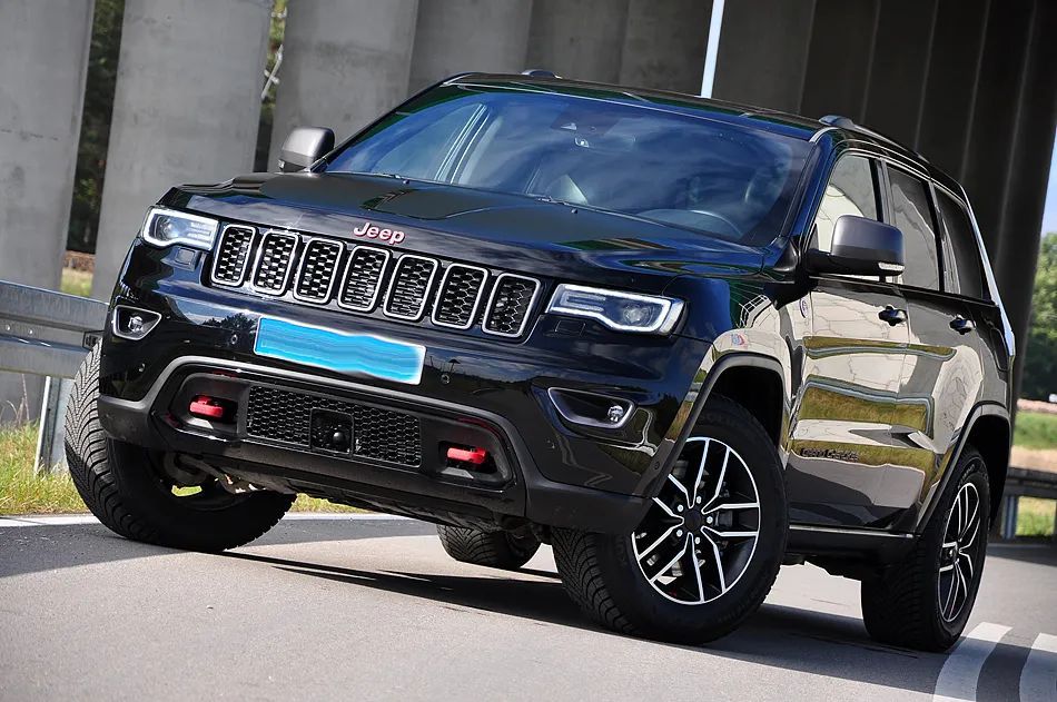 Jeep Grand Cherokee Jeep Grand Cherokee Trailhawk 5,7 Hemi