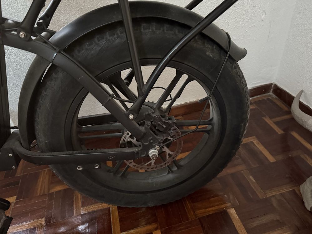 Vendo bicicleta eletrica pouco usada
