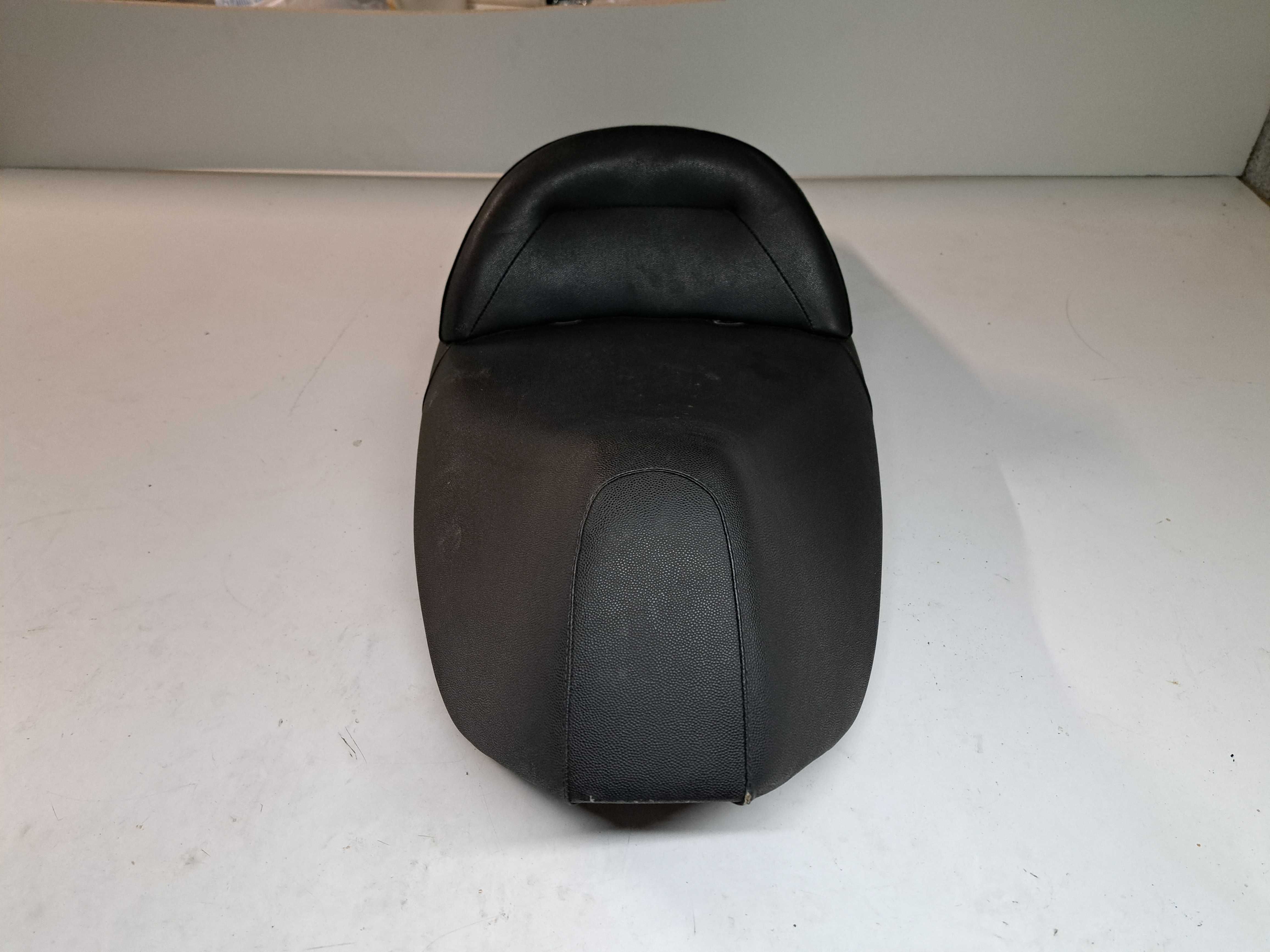 ASSENTO / SELA PIAGGIO X9