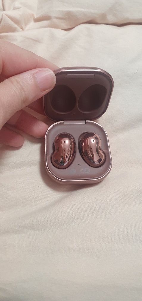 SAMSUNG Galaxy Buds