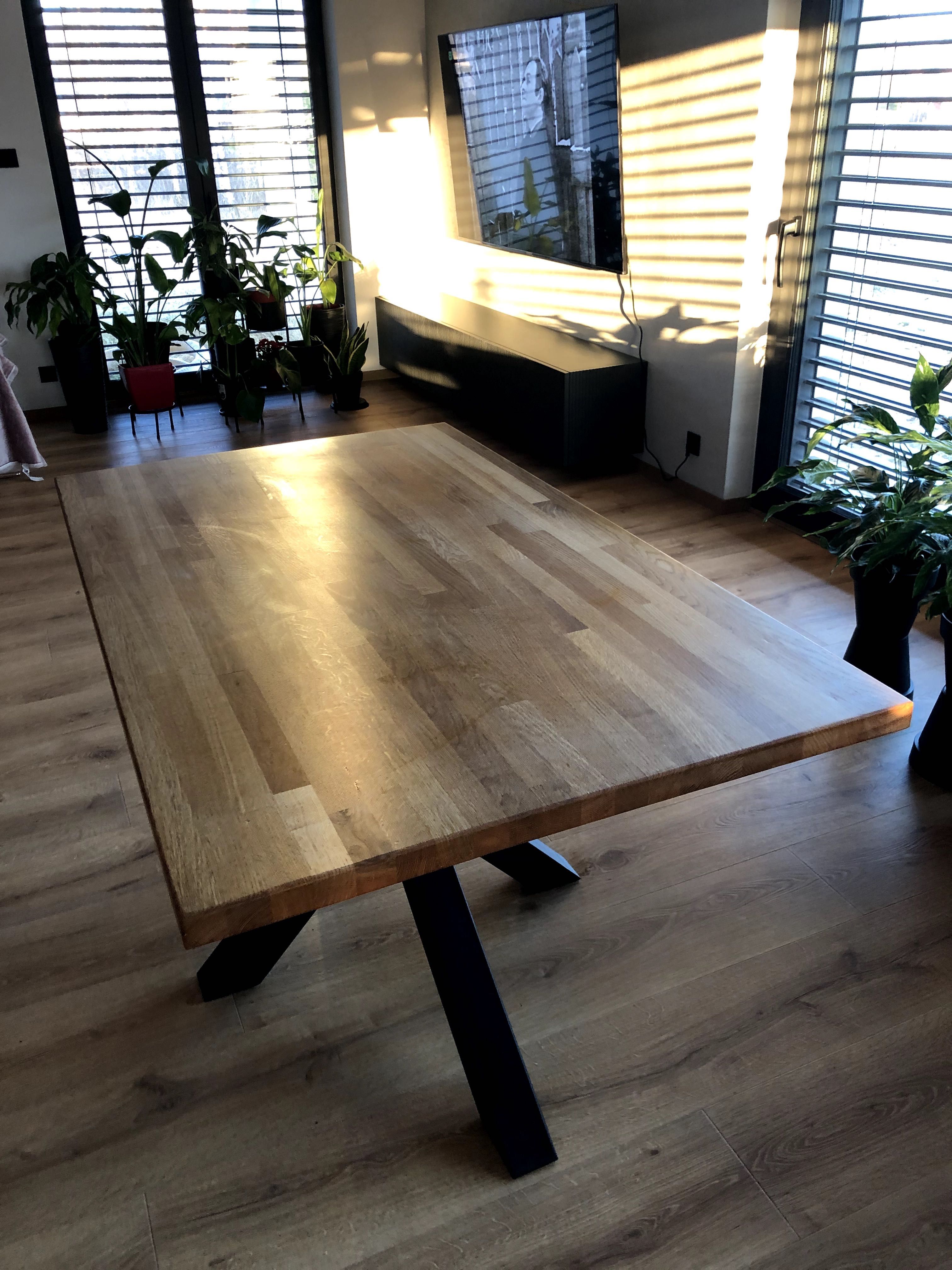 Sprzedam stół dębowy do jadalni 150 cm x 90 cm