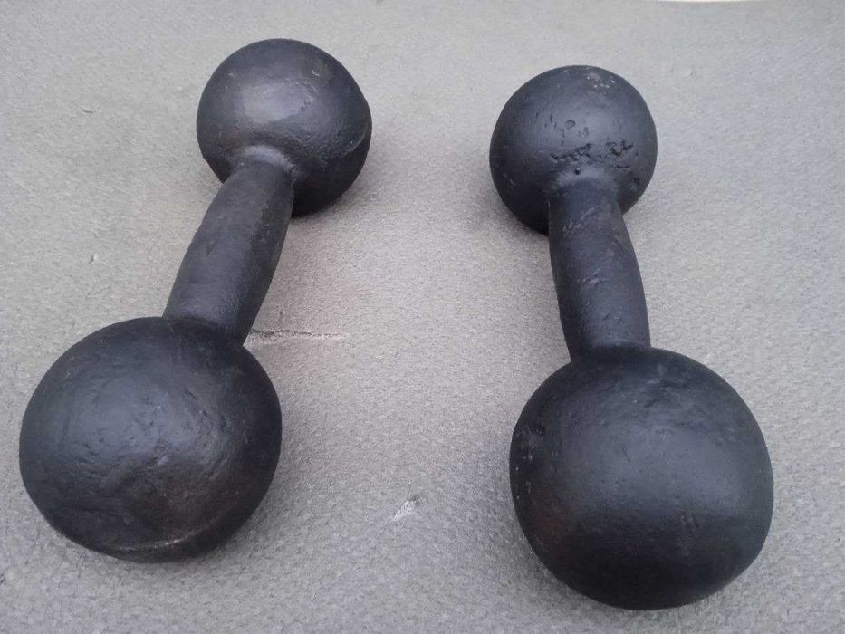 Гантели для фитнеса литые пара по 4 кг гири