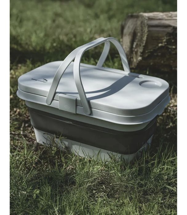 Kosz piknikowy ze stolikiem