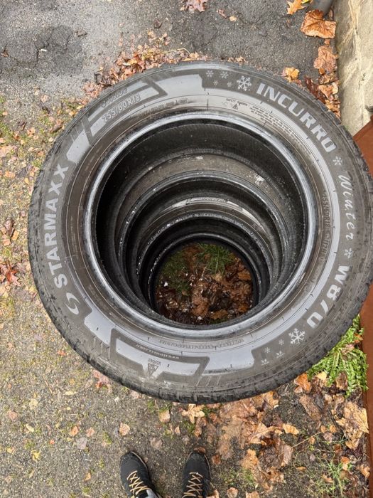 Шини 255/60 R18 б/у Starmaxx (зима)