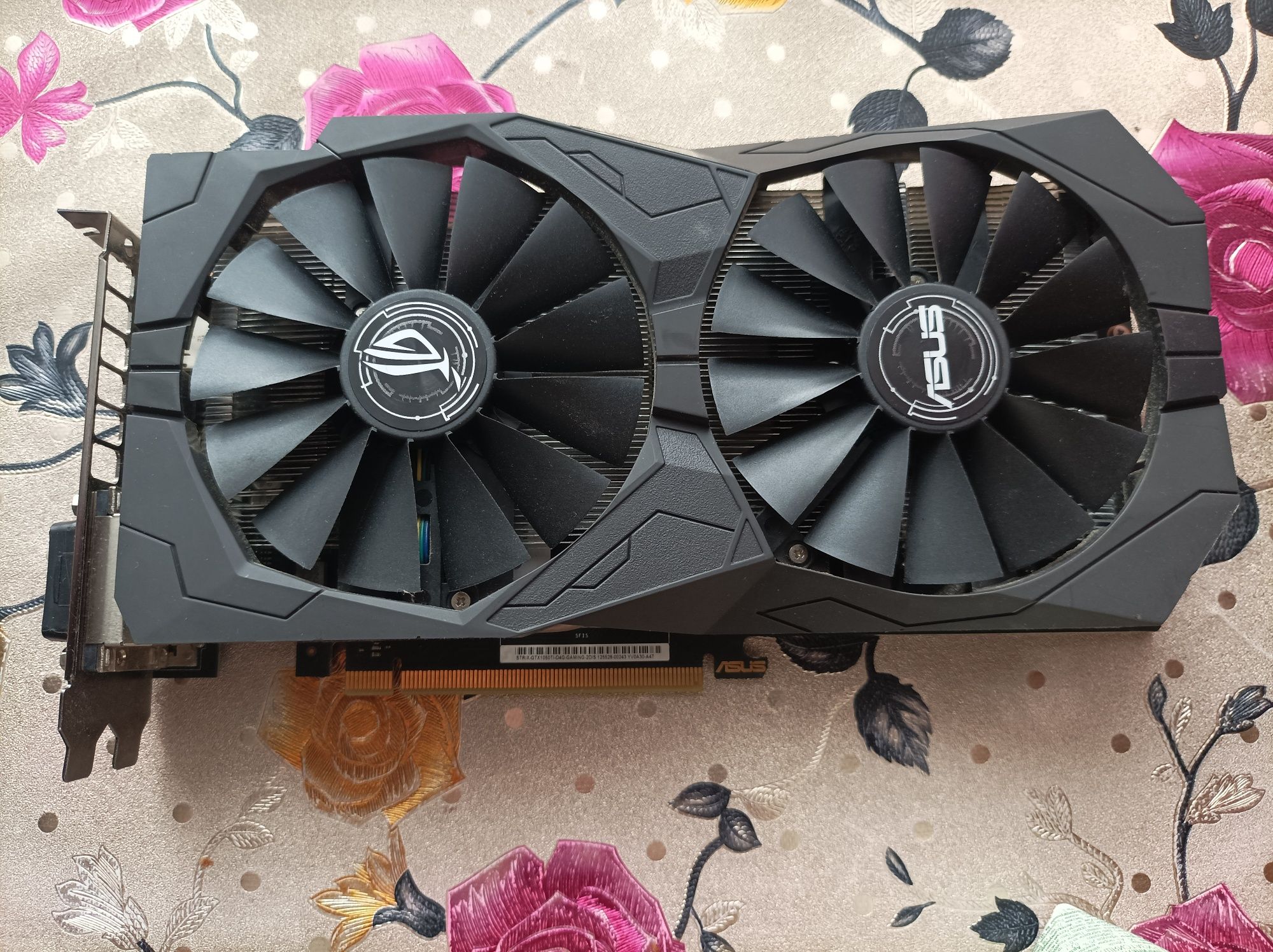 СРОЧНО Видеокарта Asus GeForce GTX 1050 Ti

4gb