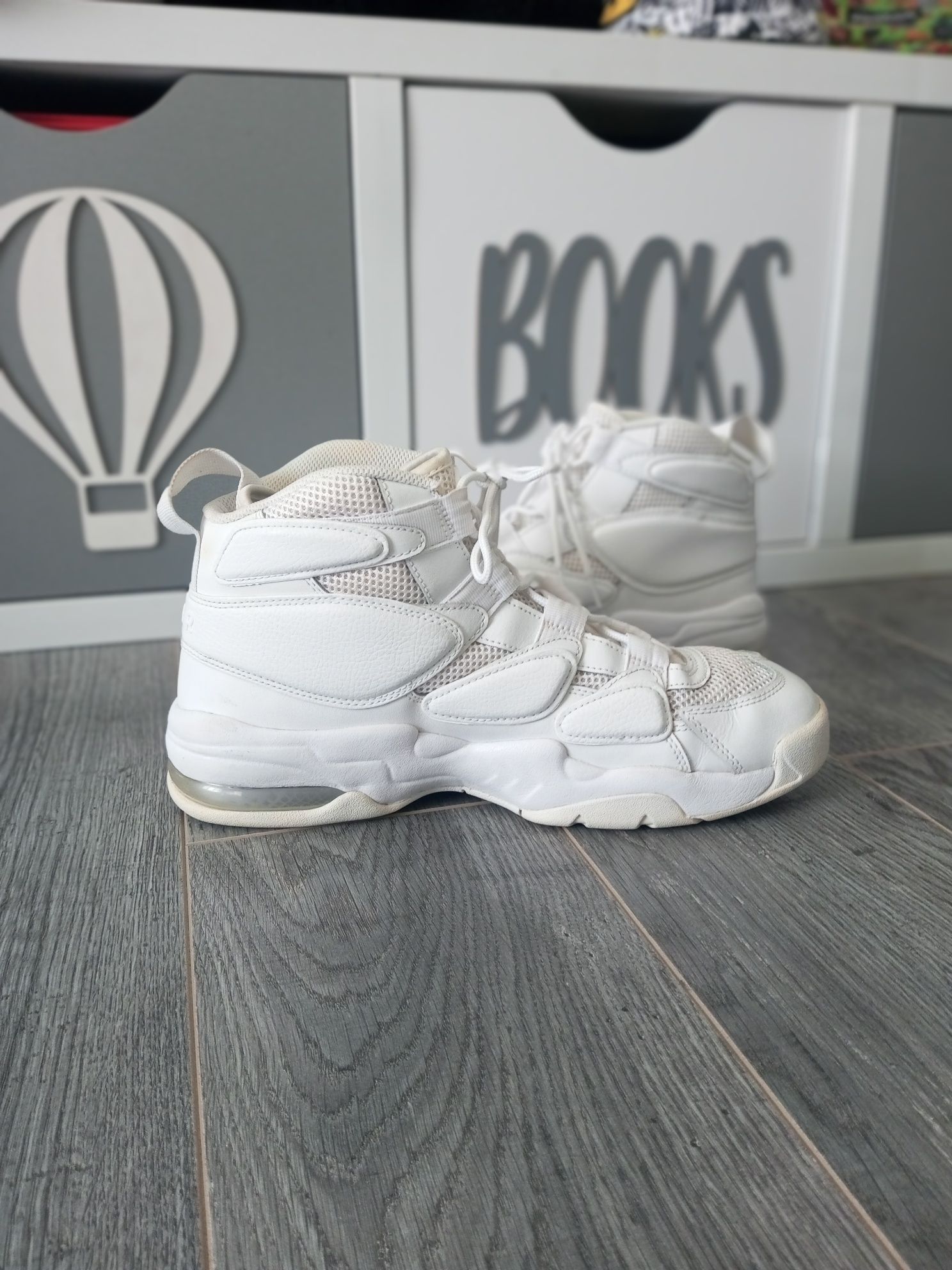 Чоловічі кросівки Nike Air Max 2 Uptempo ( 922934-100 )