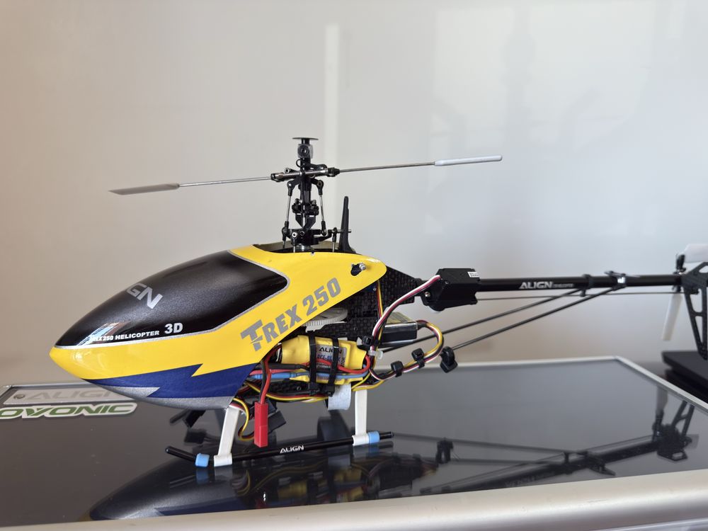 Helicoptero RC Trex250