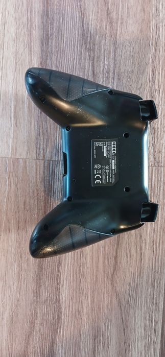 Продам геймпад HORI. Switch Joy-Con Grip,