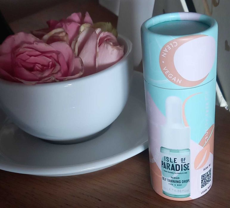 Isle of Paradise medium samoopalacz krople 10 ml