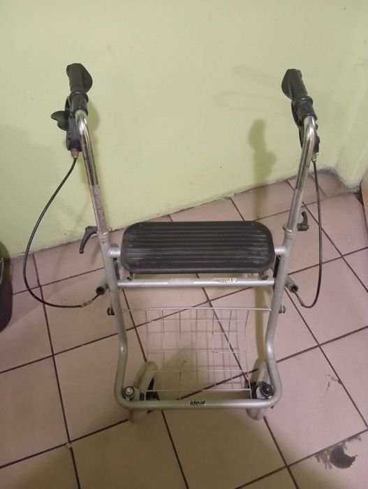 Balkonik na kółkach