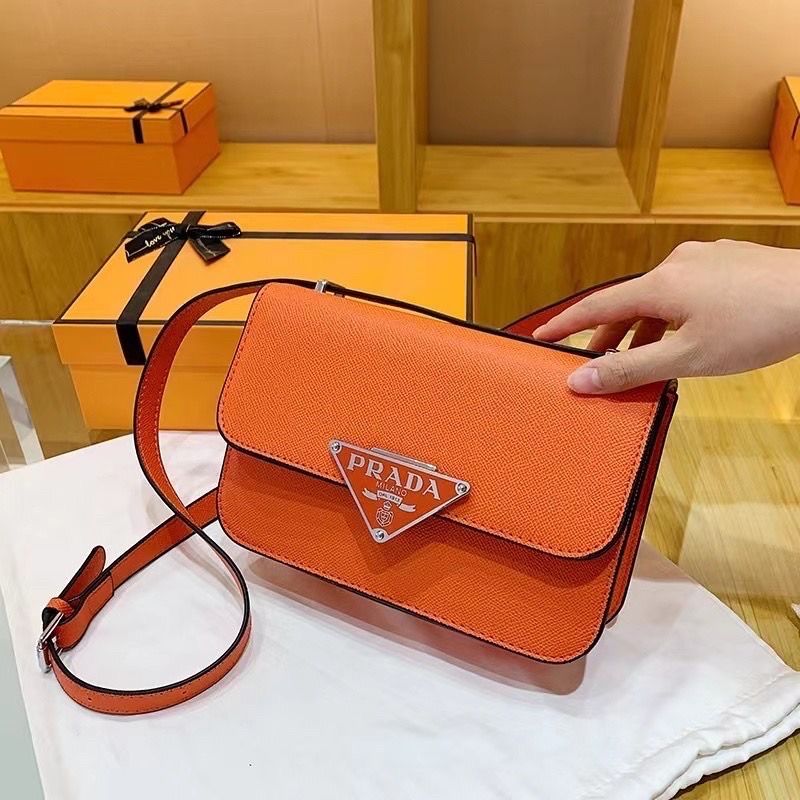 New wallets – last available pieces