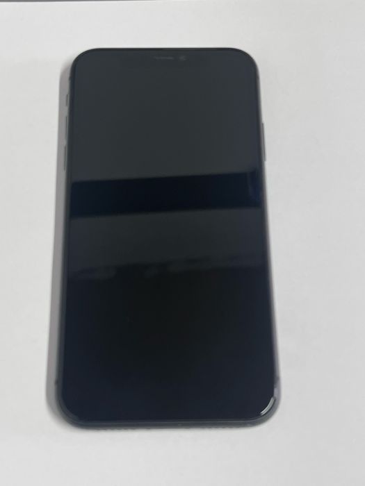 iPhone 11 64GB czarny 79% bateria