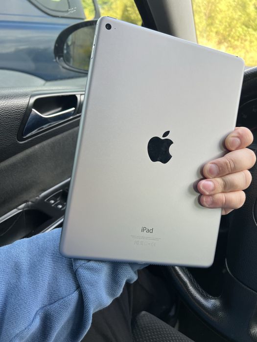 iPad Air 2 64GB з новою батвреєю