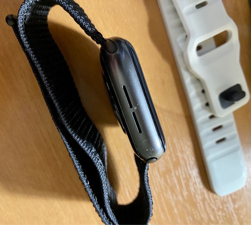 Apple Watch SE 44mm