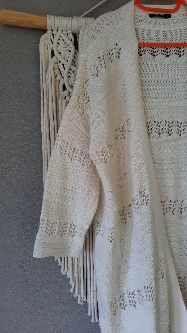 Reserved kremowy sweter narzutka w stylu boho S/36