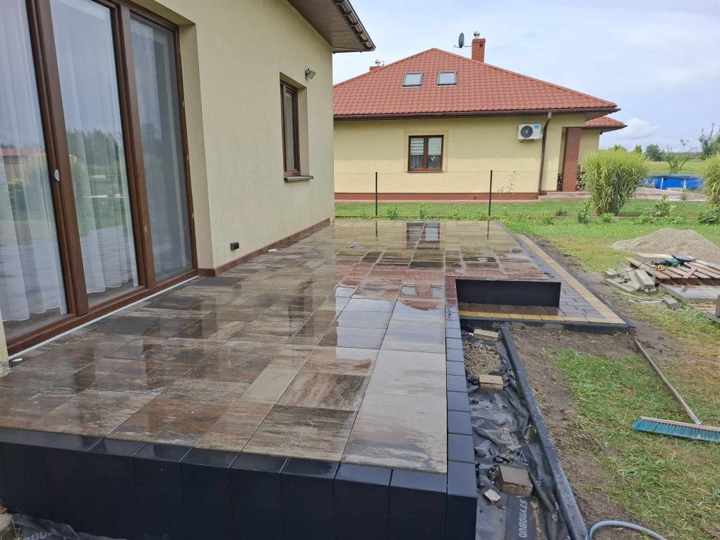 Układanie kostki brukowej