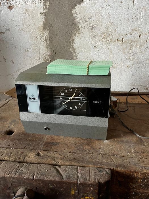 Vendo maquina do cartão de ponto dimep