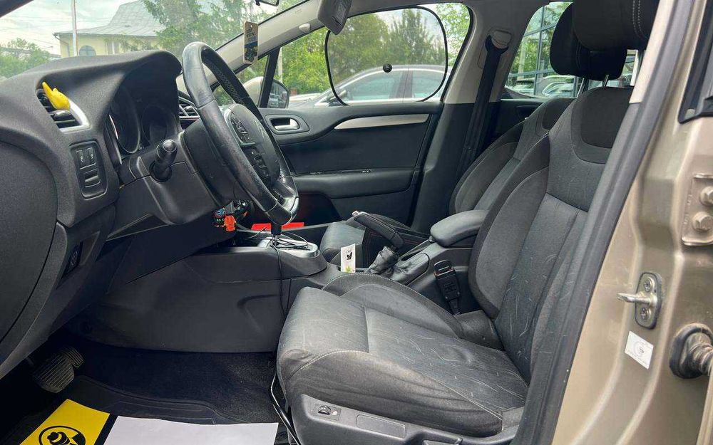 Citroen C4 2011 року