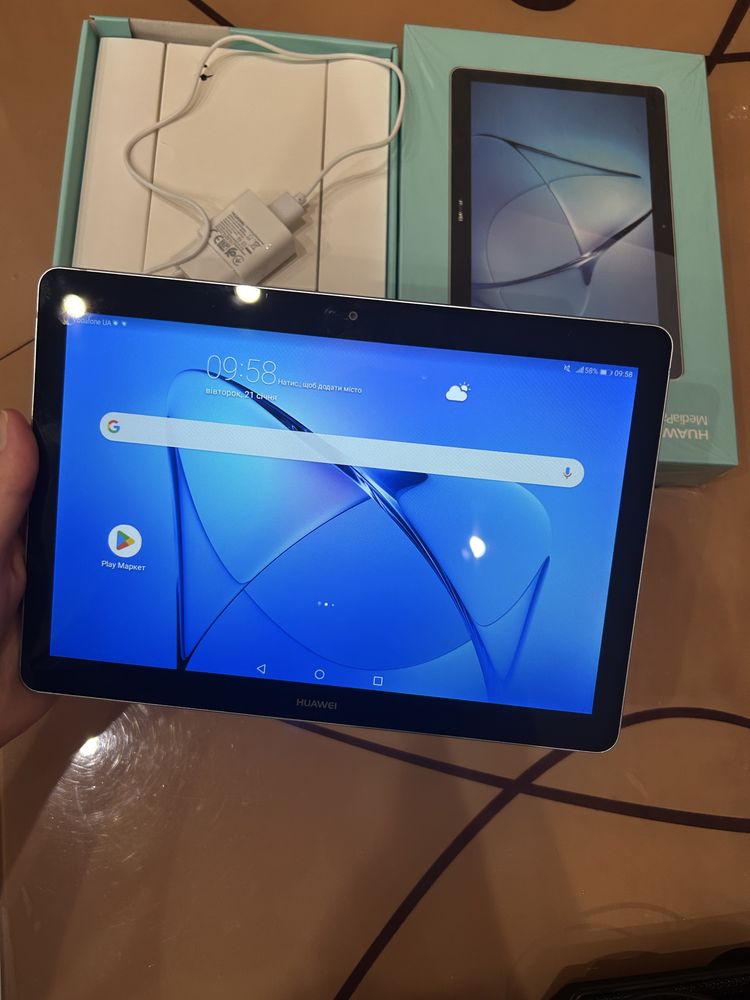 Планшет HUAWEI MediaPad T3 10
