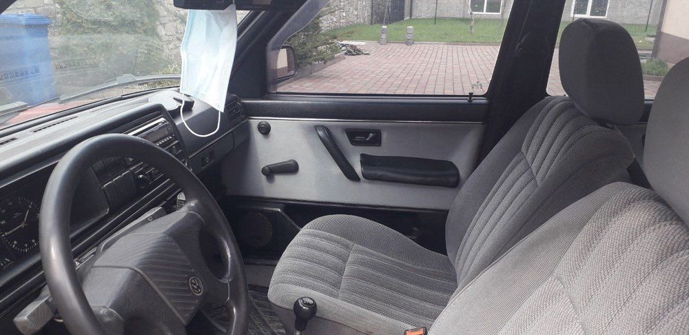 Volkswagen Jetta 1.6 бензин