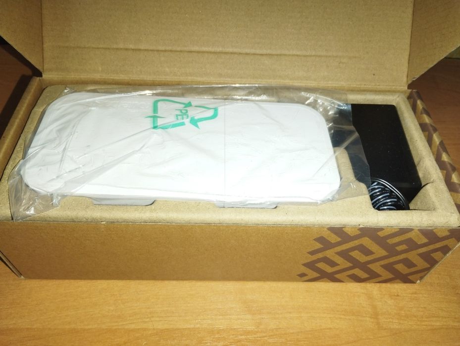 Точка доступу (роутер) MikroTik wAP ac LTE kit 2024 (wAPGR-5HacD2HnD&E