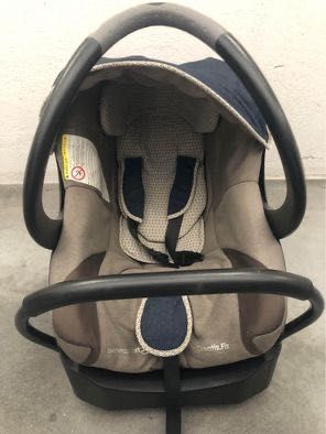 Duo Bebeconfort - Carrinho e Ovo c/Base Isofix e capas de chuva