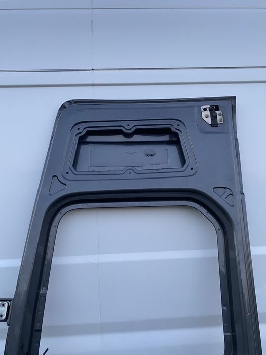 Drzwi. Sprinter 906  prawy  tył