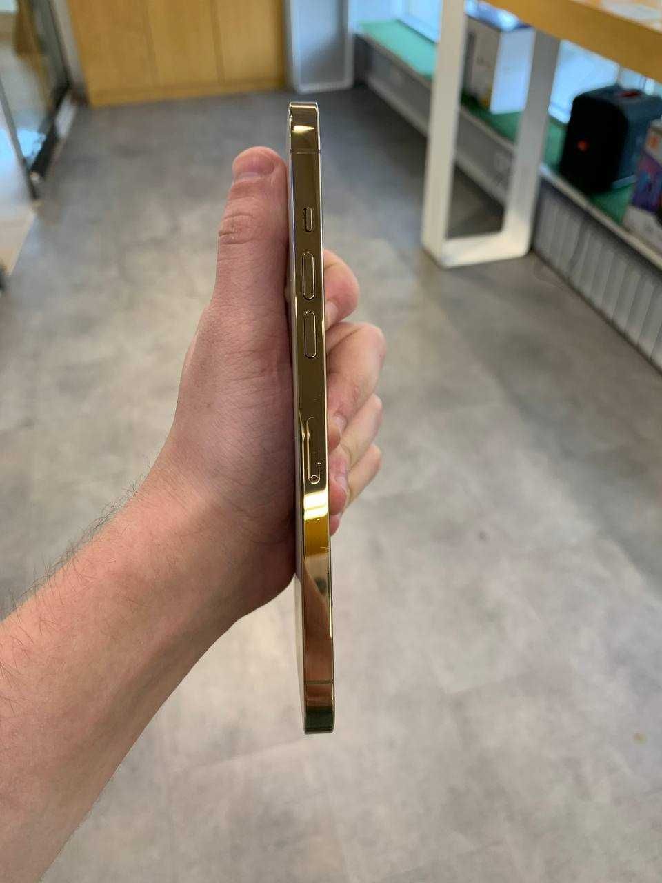 Б/У iPhone 12 Pro Max 256GB Gold - Оплата частинами