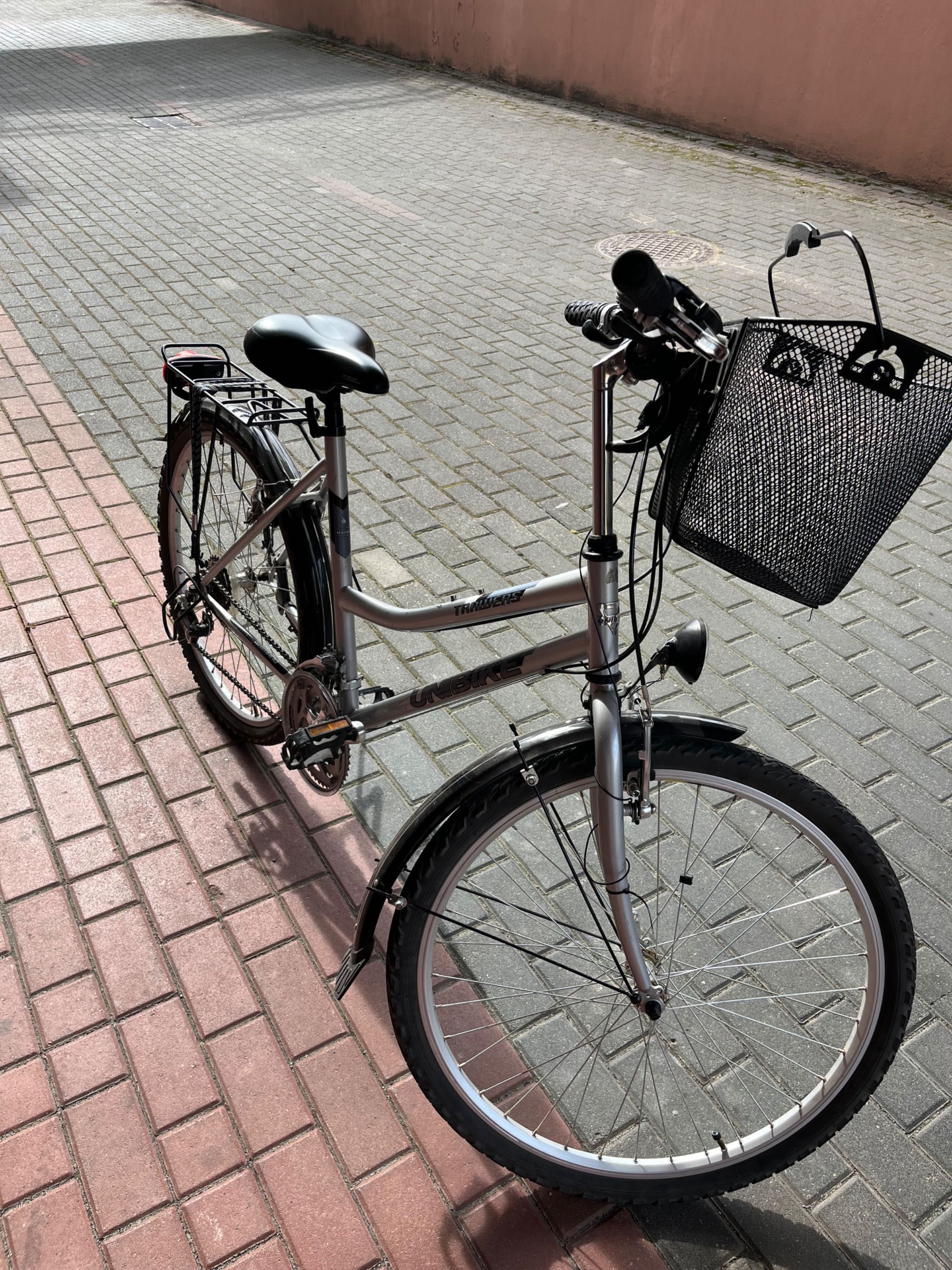 Rower Unibike trekkingowy damski
