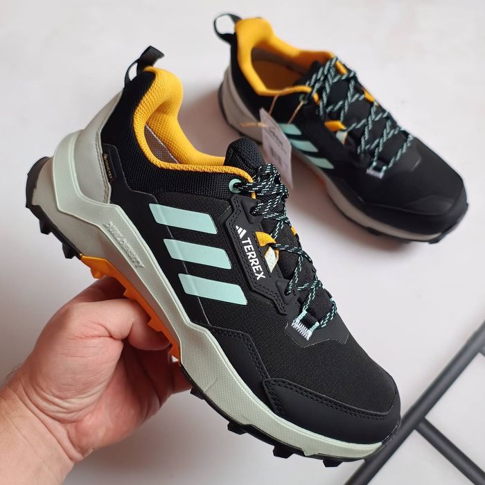Нові оригінальні трекинговые Adidas Terrex AX4 GORE-TEX р41.5
