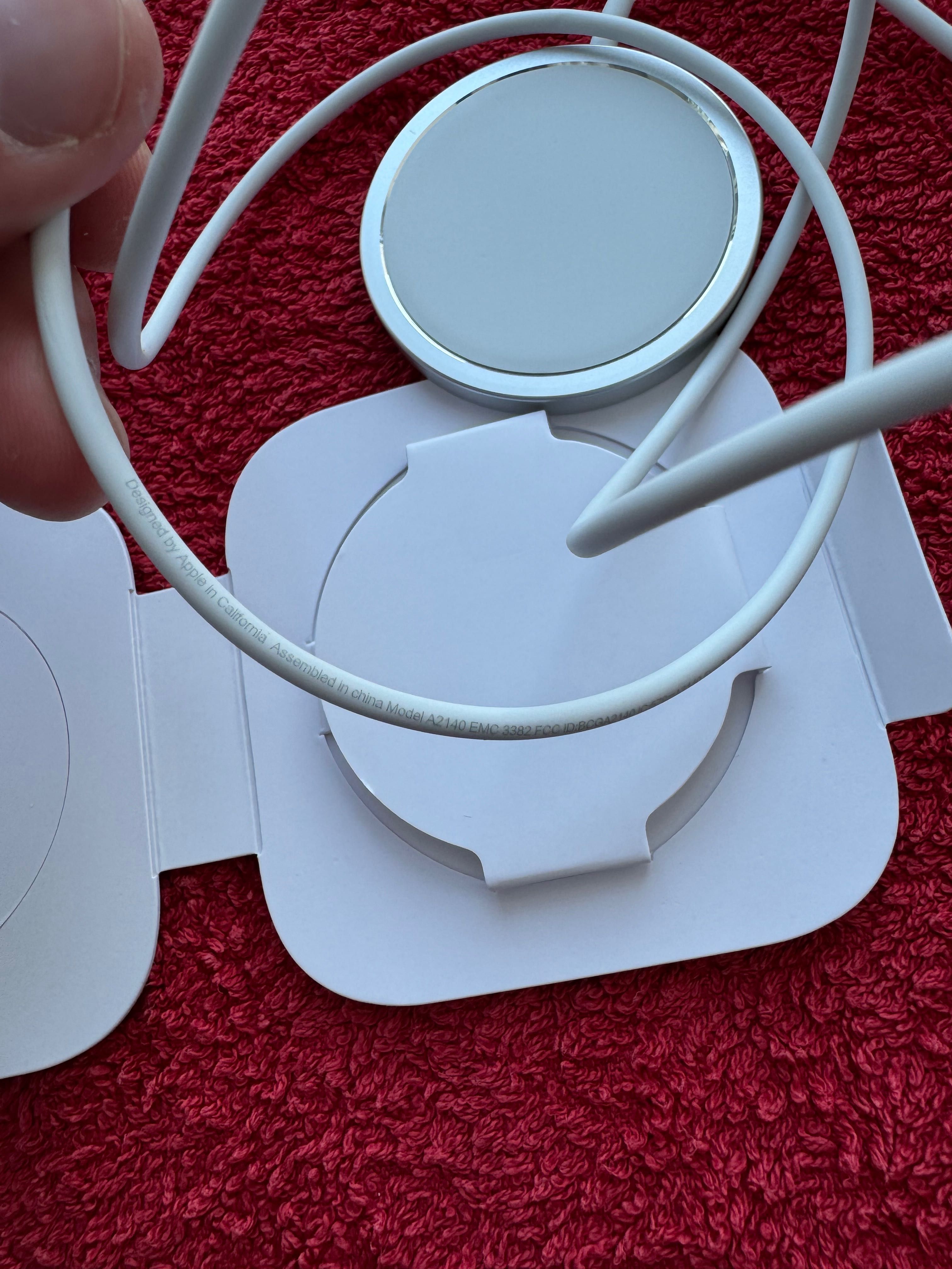 Безпровідна зарядка magsafe зарядное apple iphone айфон епл магнітна