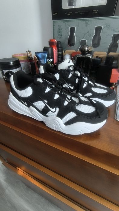 Vendo Nike tech hera novas