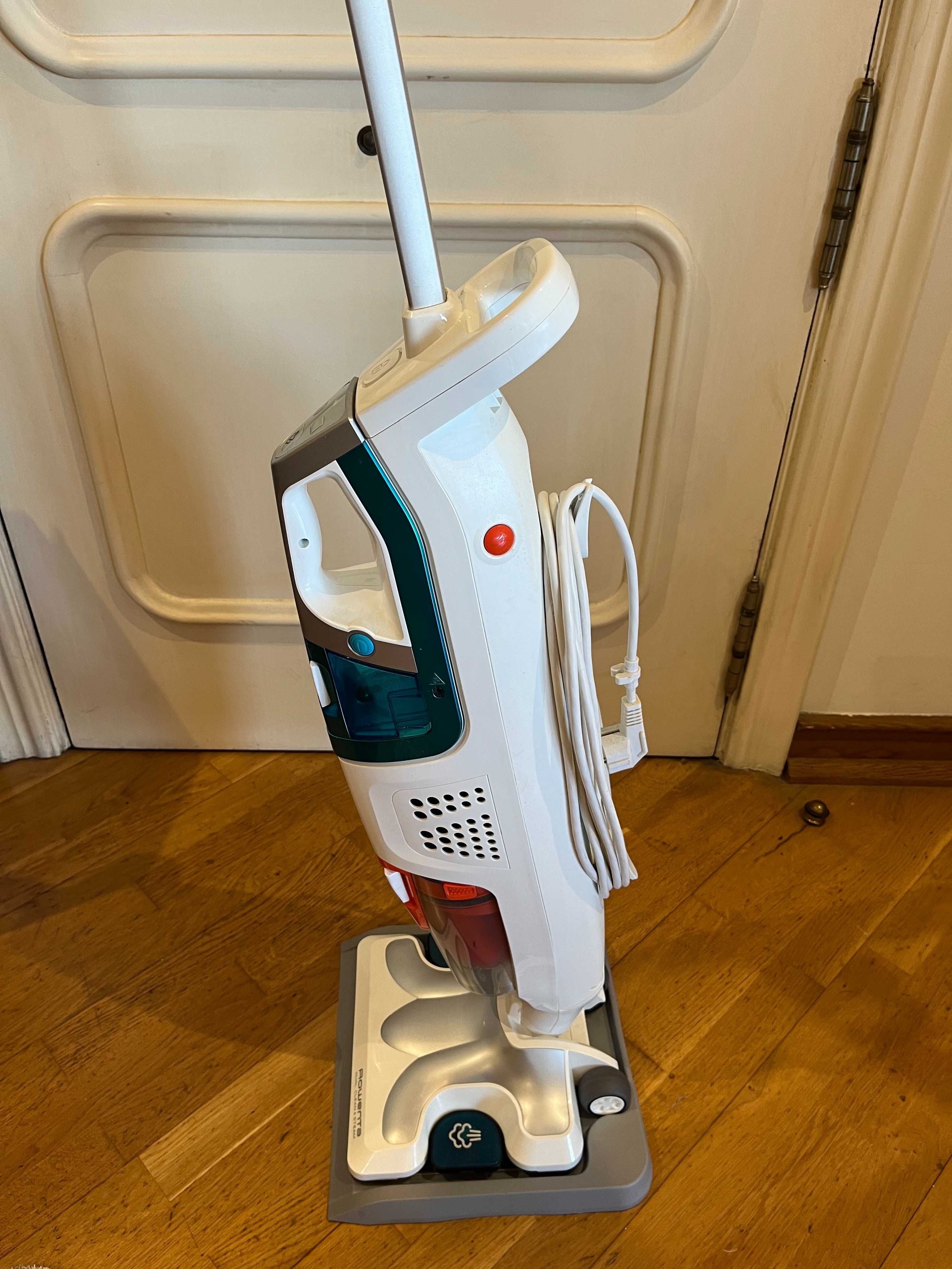 Aspirador Rowenta Clean and Steam com pouco uso