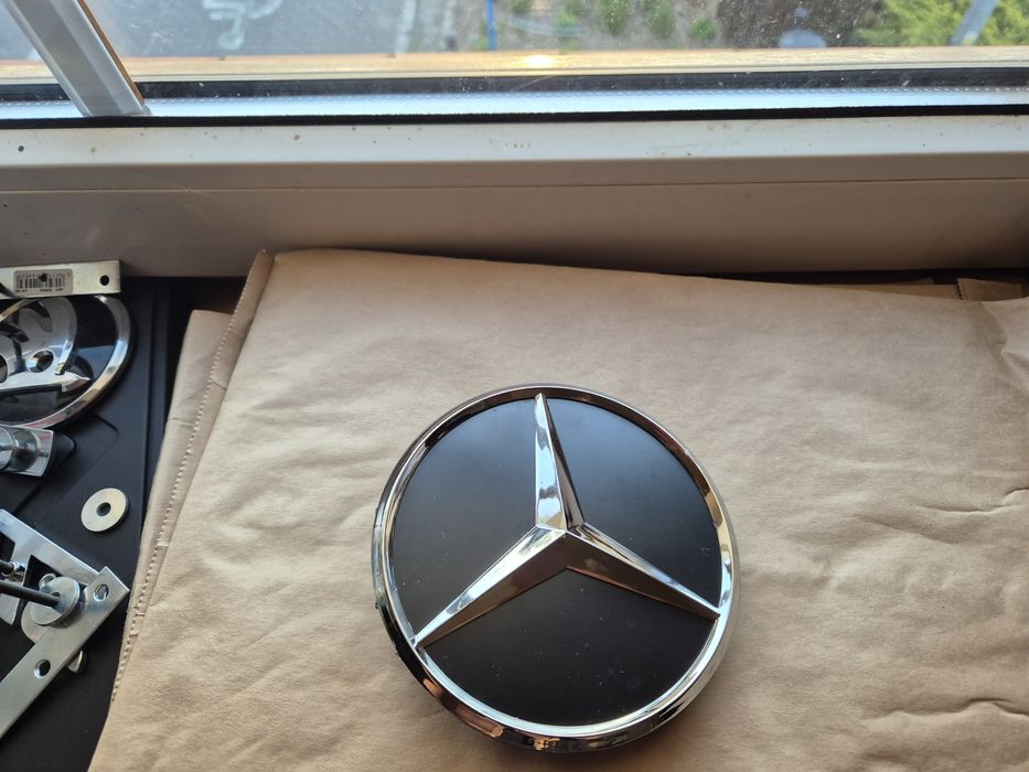 emblemat logo na tył do Mercedesa sprintera