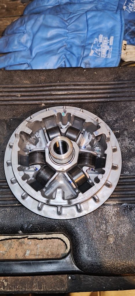 Wariator Honda forza 125 orginalny 23r