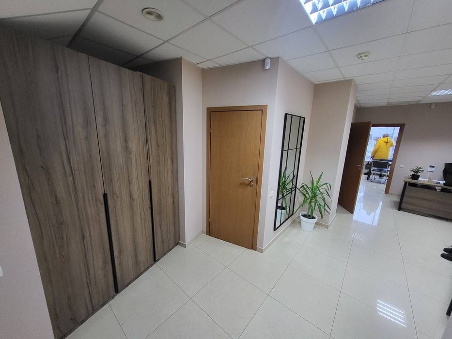 Продам Офис Помещение Центр Мост Сити Апартаменты