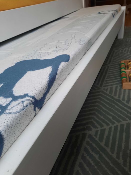 Podwójne spanie lite drewno łóżka łóżko wysuwane białe nowe materac