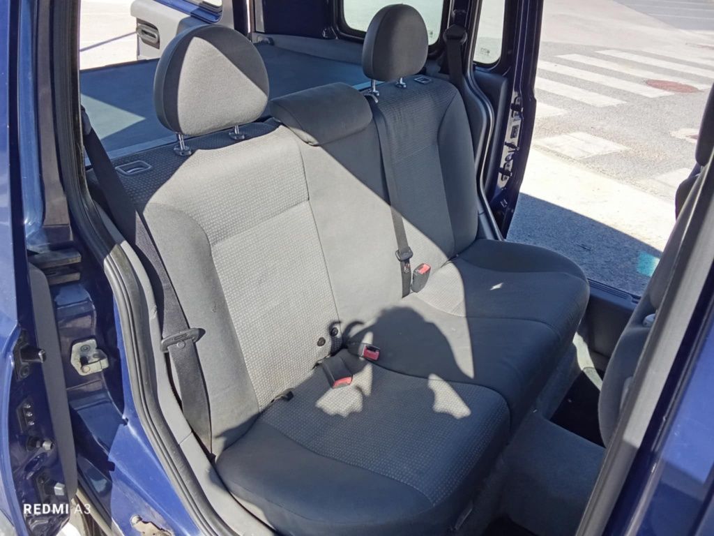 Opel Combo  5Lug / Comercial  Ano2005