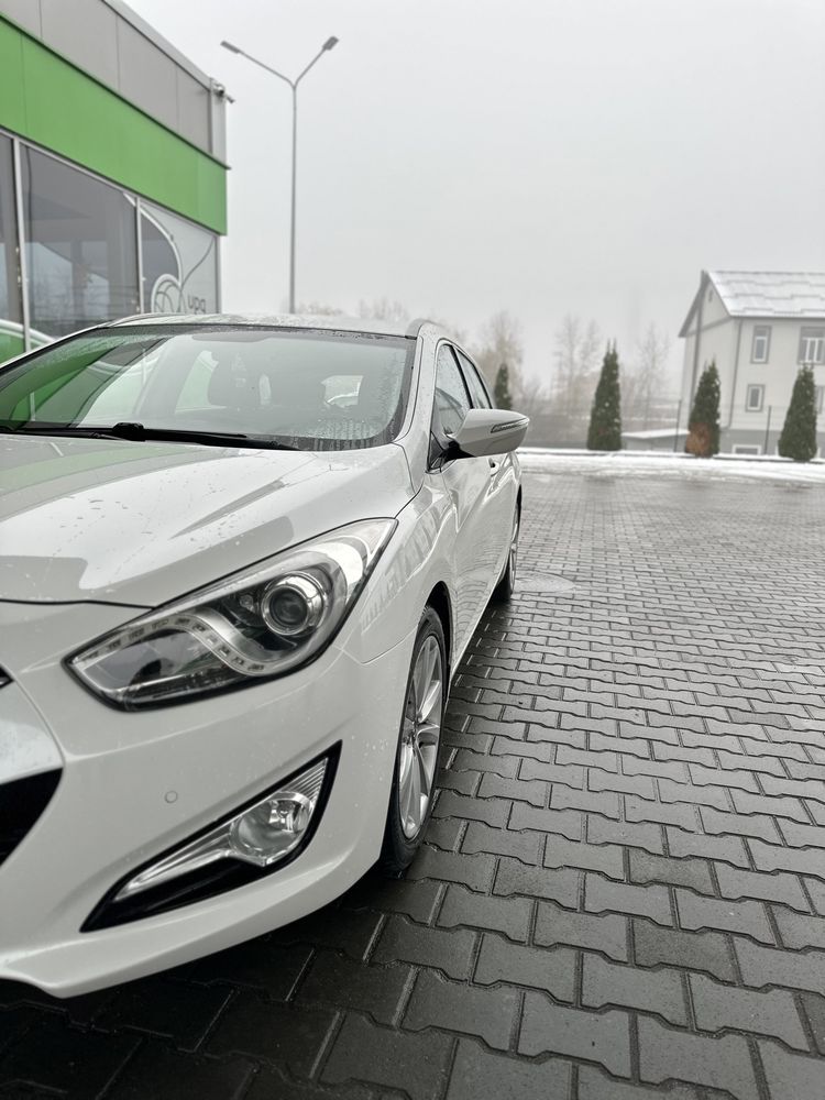 Hyundai I40 2012