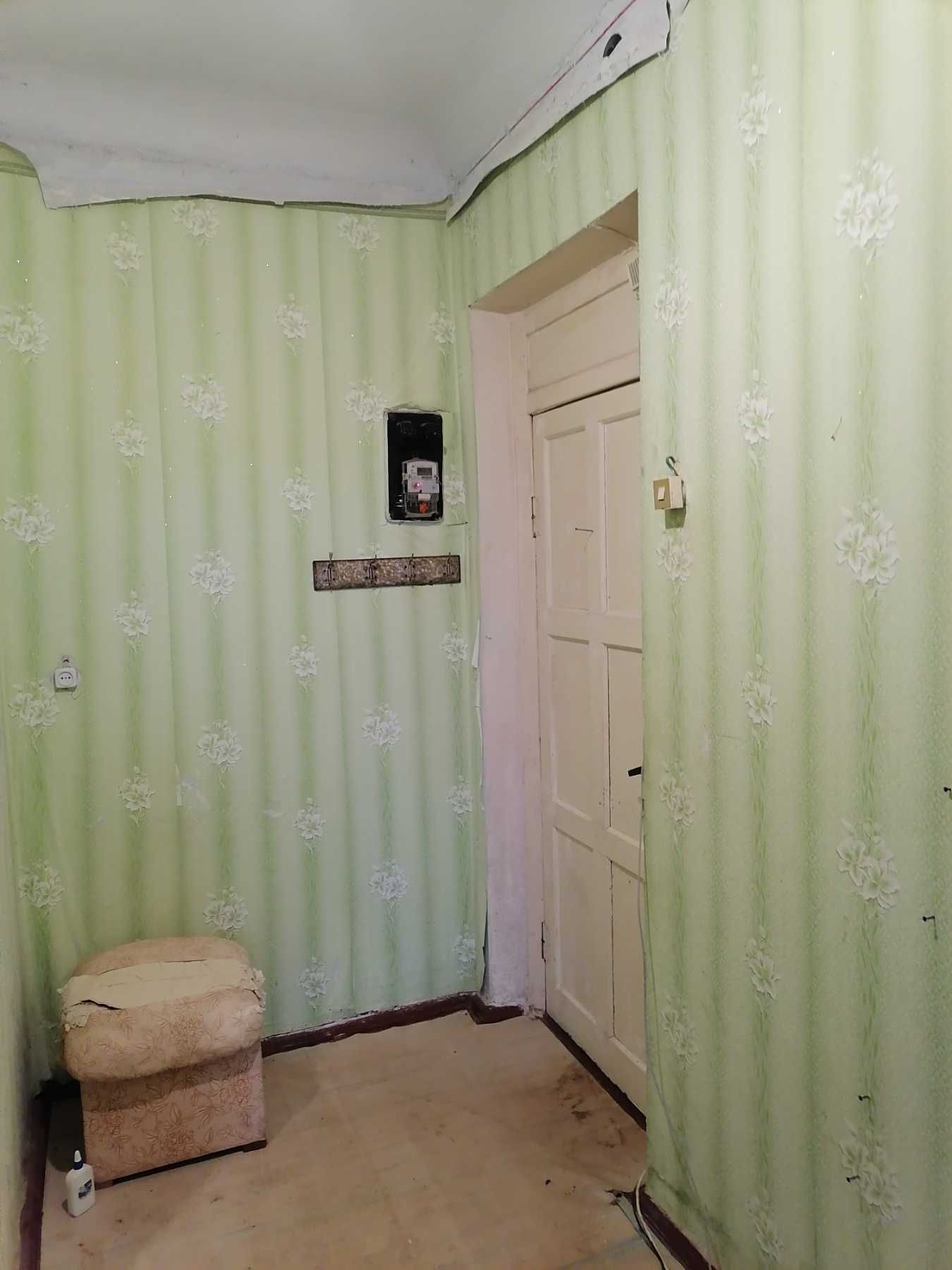 Продаж 2кім. квартири пл. Володимира Великого