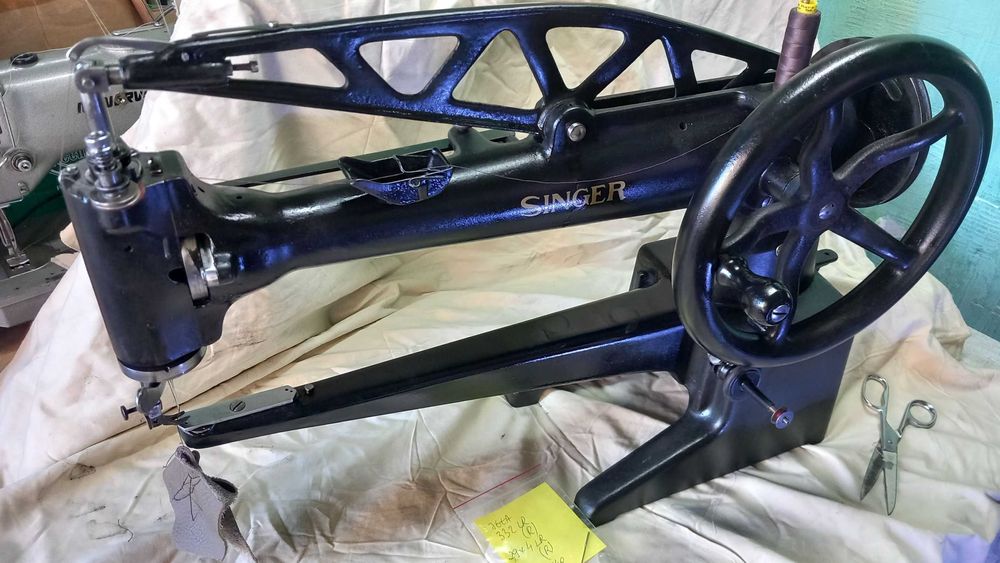 FILM! Maszyna szewska do szycia skóry łaciarka Singer .Rok gwarancji
