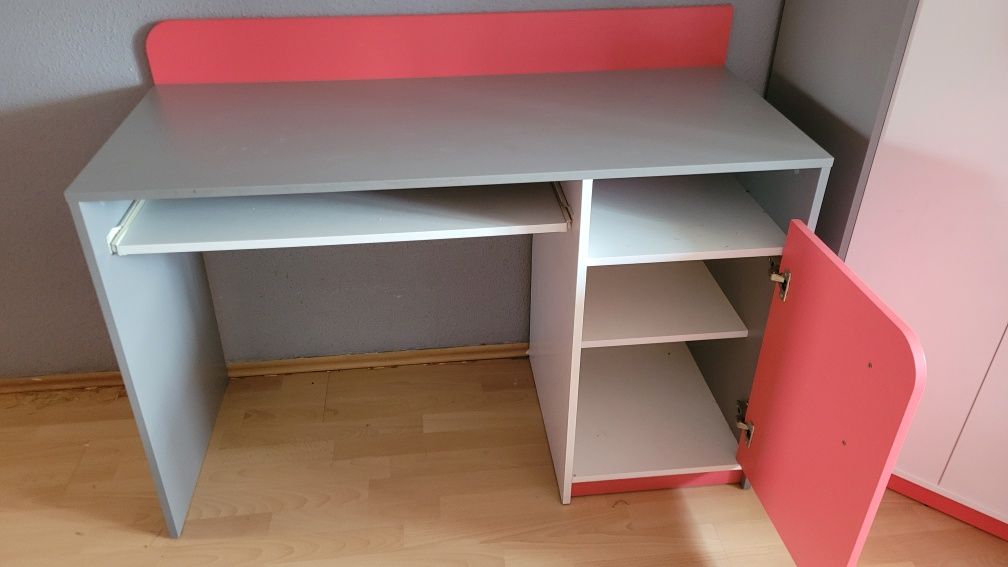 Meble dziecięce, młodzieżowe