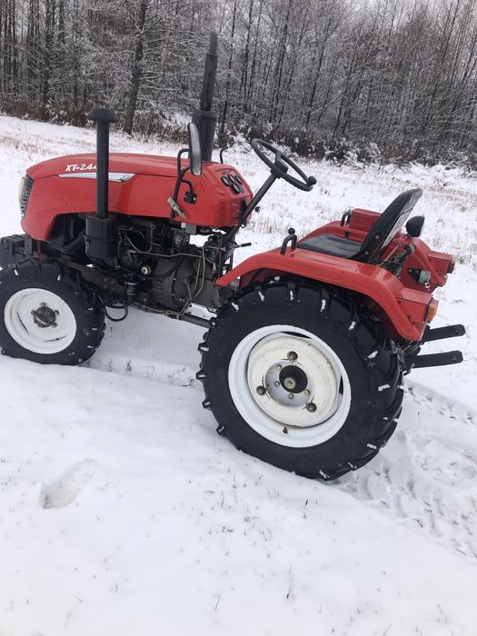 Трактор Синтай 244L