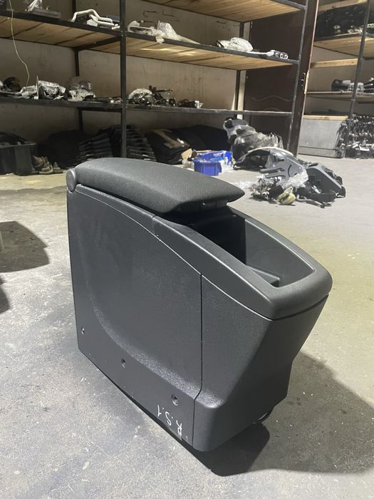 Подлокотник Renault Scenik 3 Grand підлокітник Рено Гранд Сценік