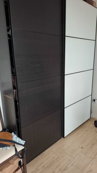 Szafa ikea pax z drzwiami przesuwnymi